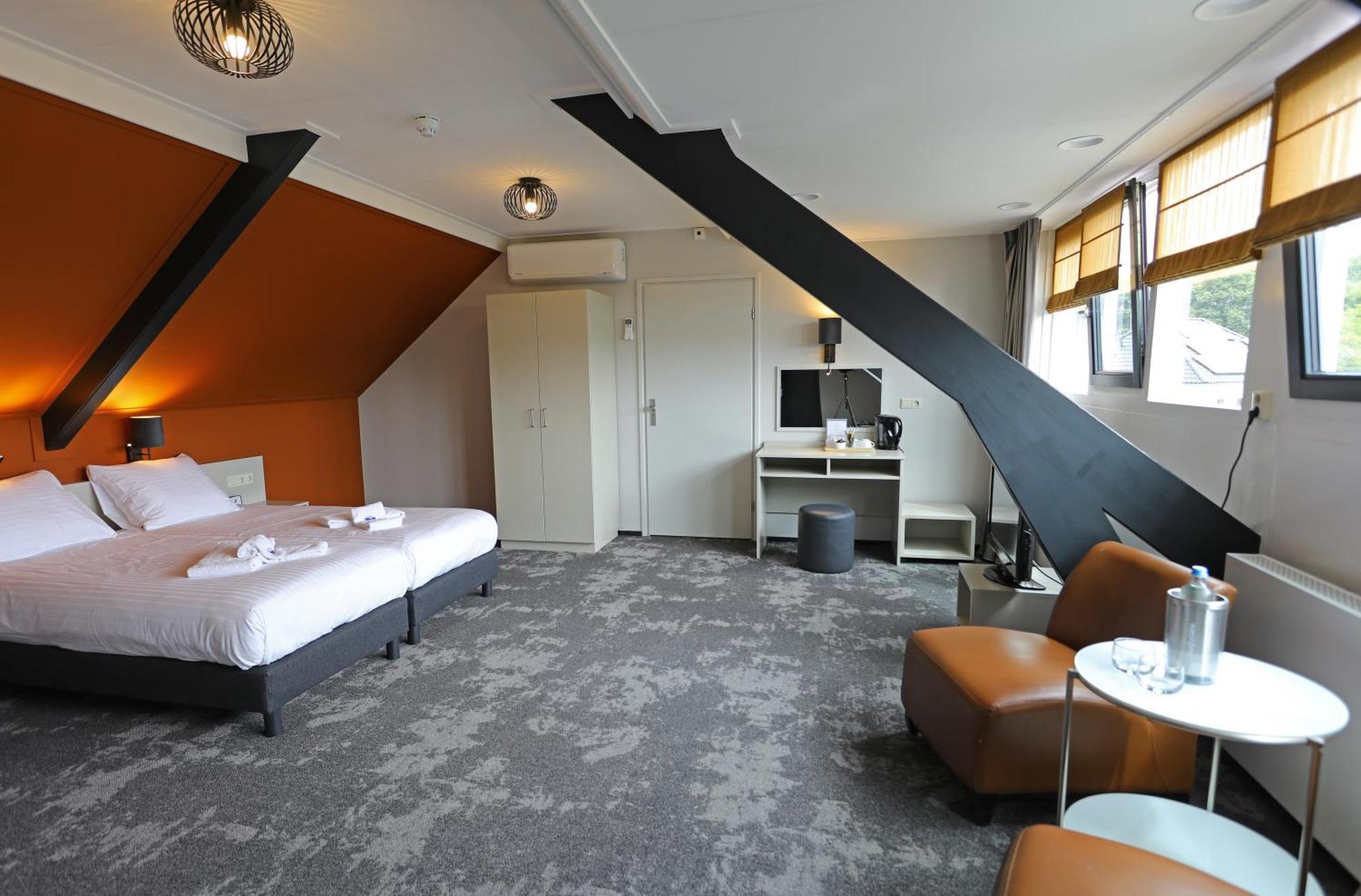 Hotel Bi-J Ons 리첸부데 외부 사진